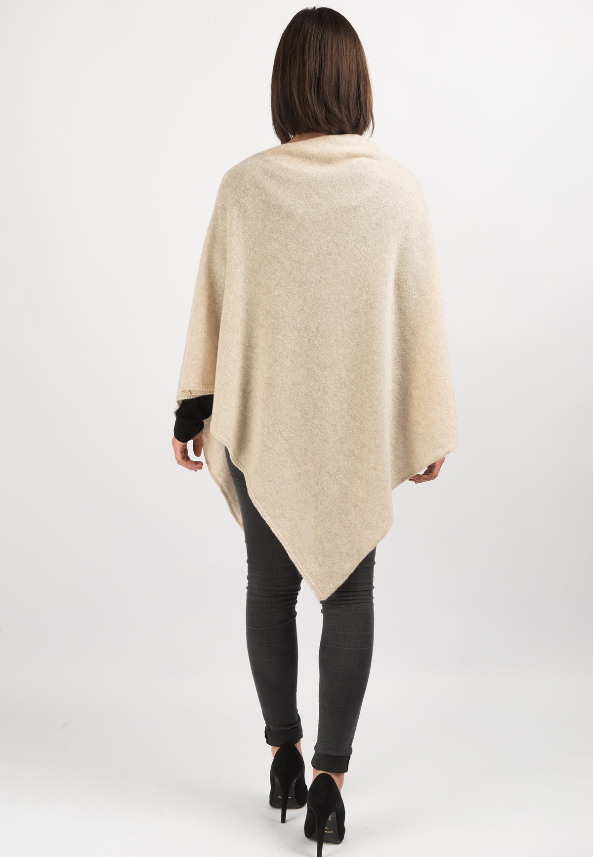 Poncho 100 % Kaschmir, Farbe Beige, Ansicht 3 | Dalle Piane Cashmere