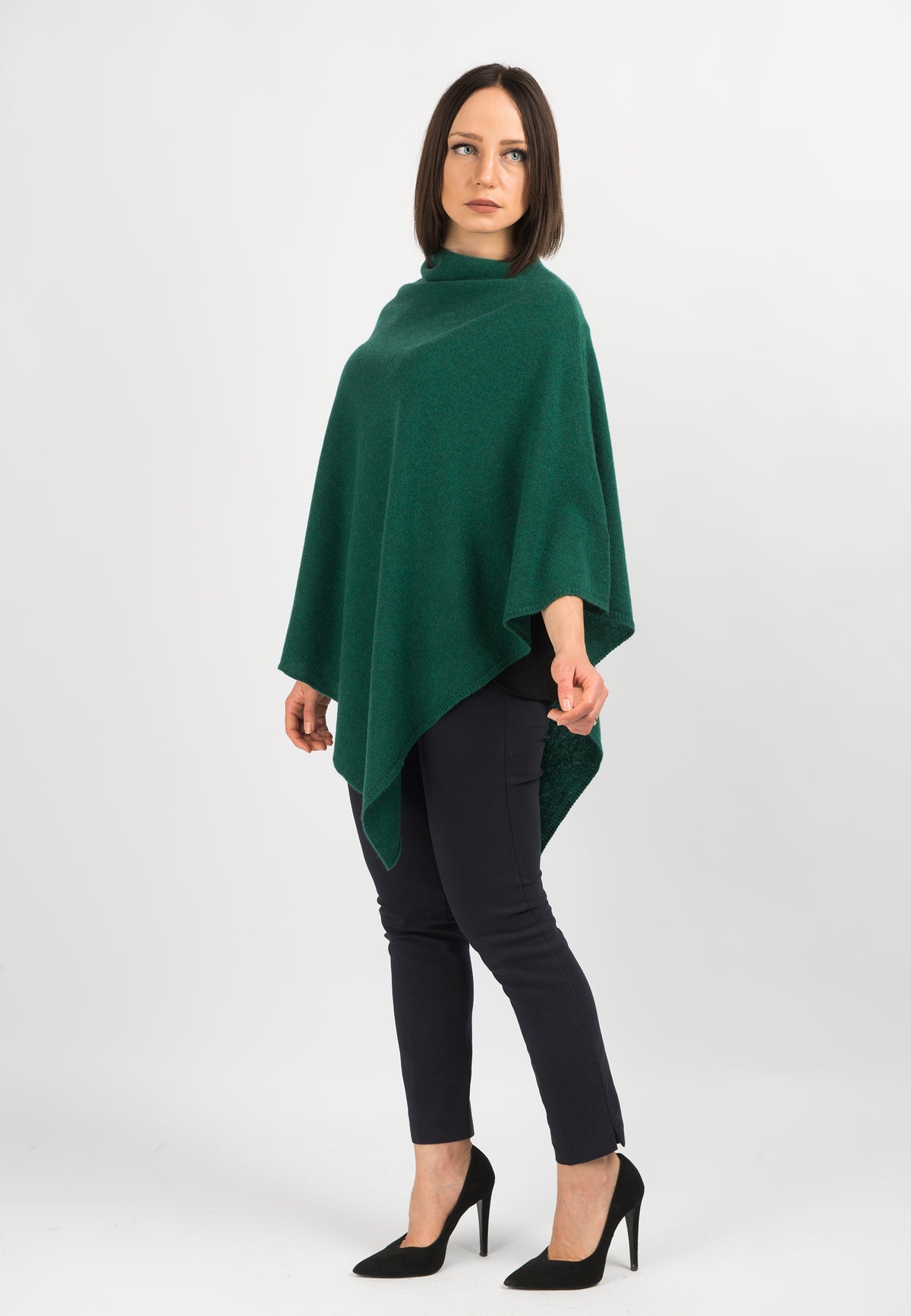 Poncho 100 % Kaschmir, Farbe Grün, Ansicht 2 | Dalle Piane Cashmere