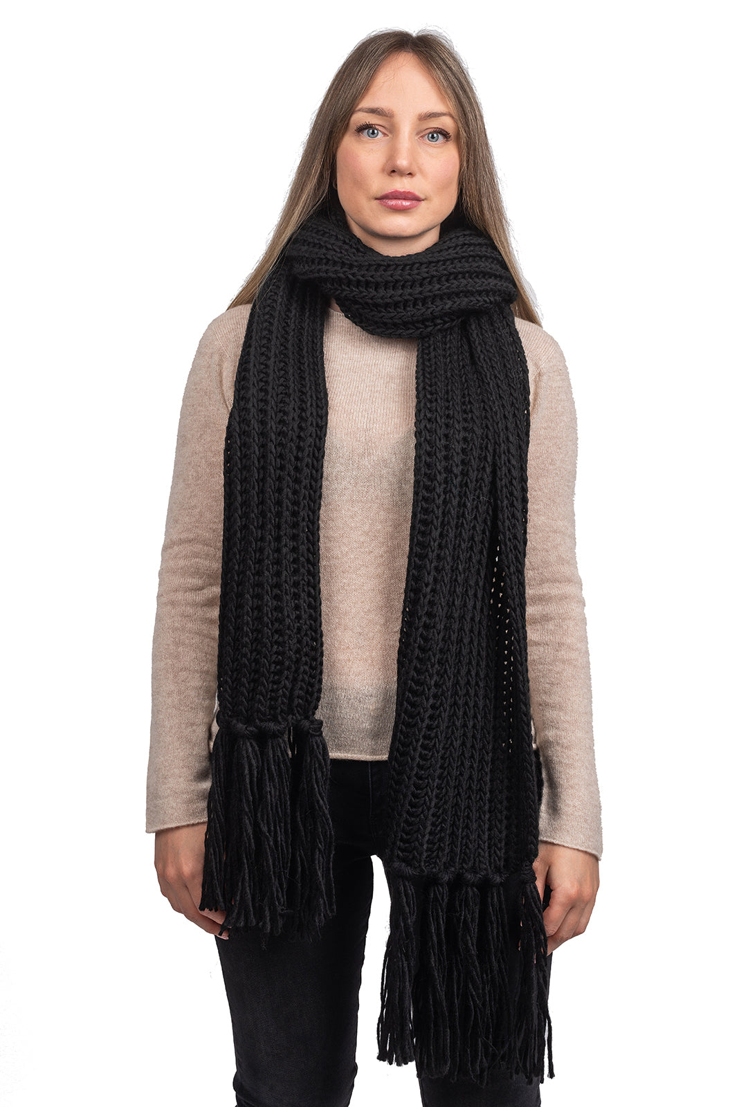Schal im Englischen Rippenstrick mit Fransen, Farbe Schwarz | Dalle Piane Cashmere