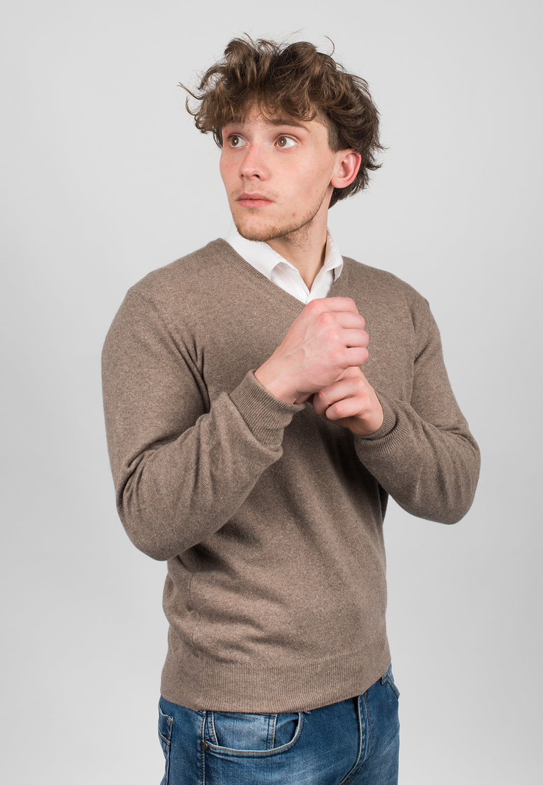 V-Ausschnitt aus Kaschmirmischung, Farbe Nerz, Ansicht 3 | Dalle Piane Cashmere