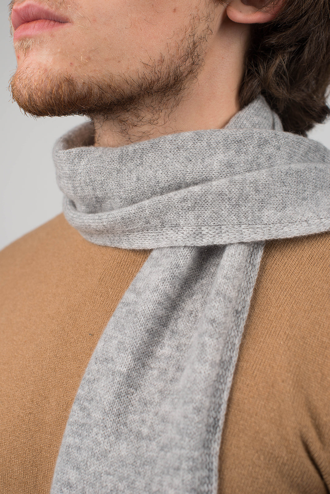 Mini Schal 100 % Kaschmir, Farbe Grau, Ansicht 3 | Dalle Piane Cashmere