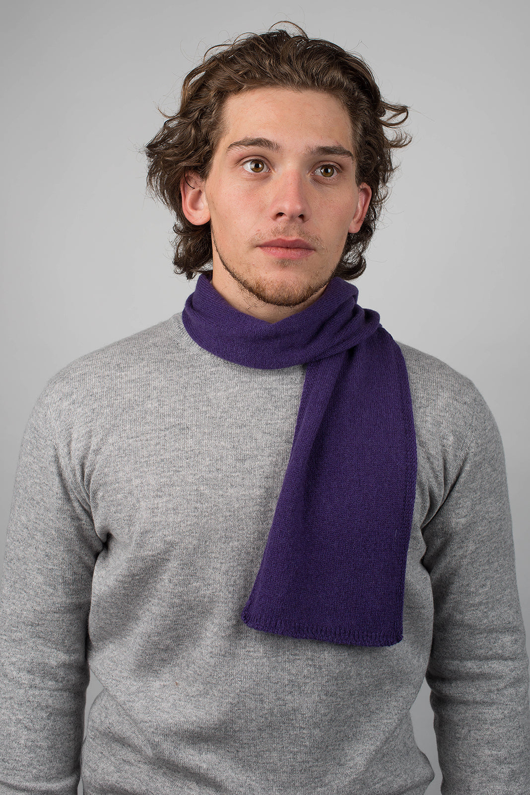 Mini Schal 100 % Kaschmir, Farbe Violett, Ansicht 2 | Dalle Piane Cashmere