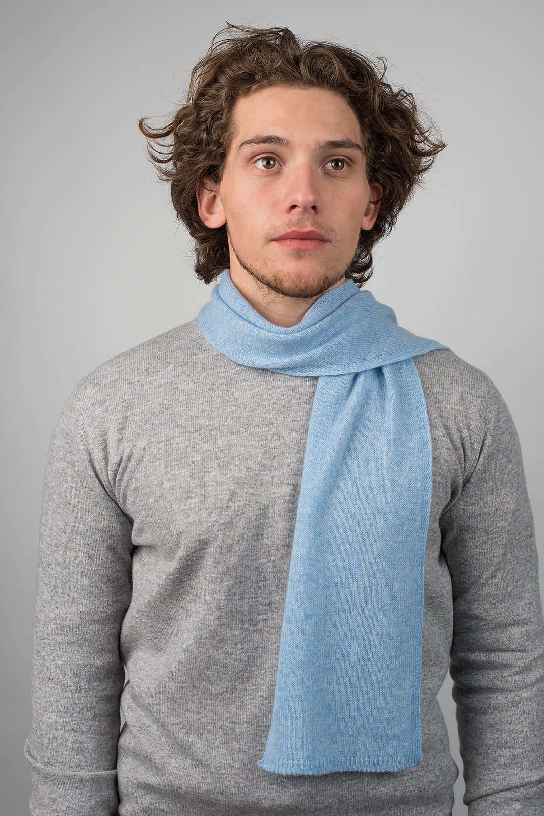 Mini Schal 100 % Kaschmir, Farbe Himmel, Ansicht 2 | Dalle Piane Cashmere