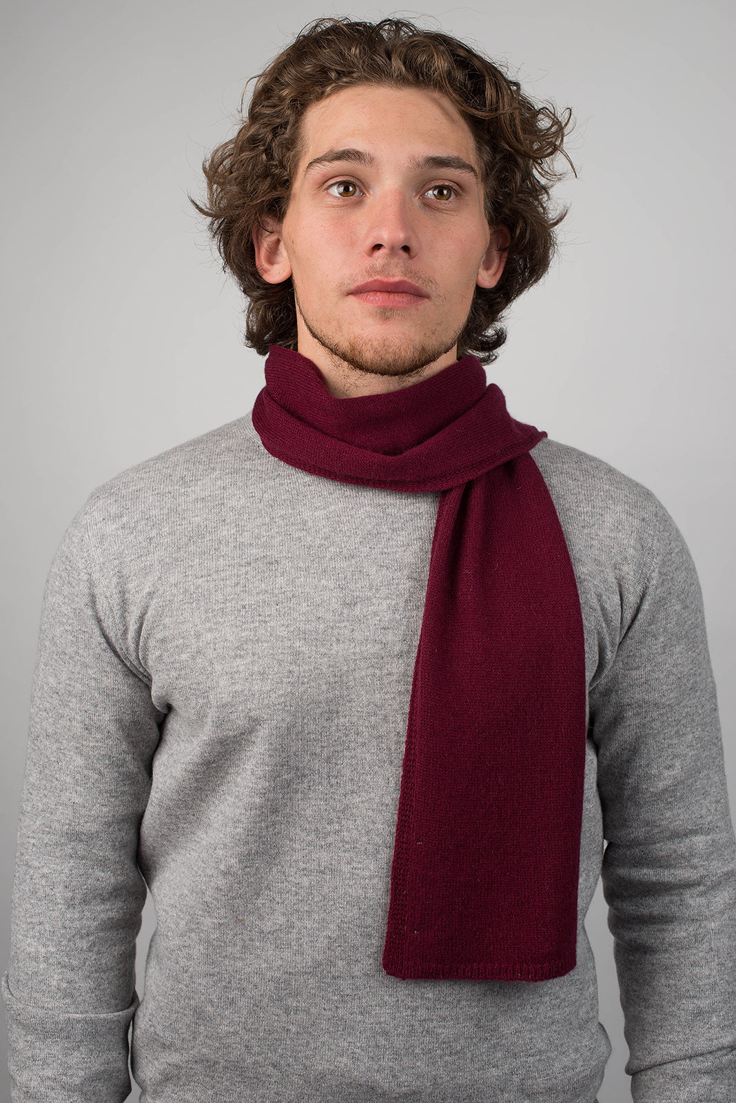 Mini Schal 100 % Kaschmir, Farbe Bordeaux, Ansicht 2 | Dalle Piane Cashmere