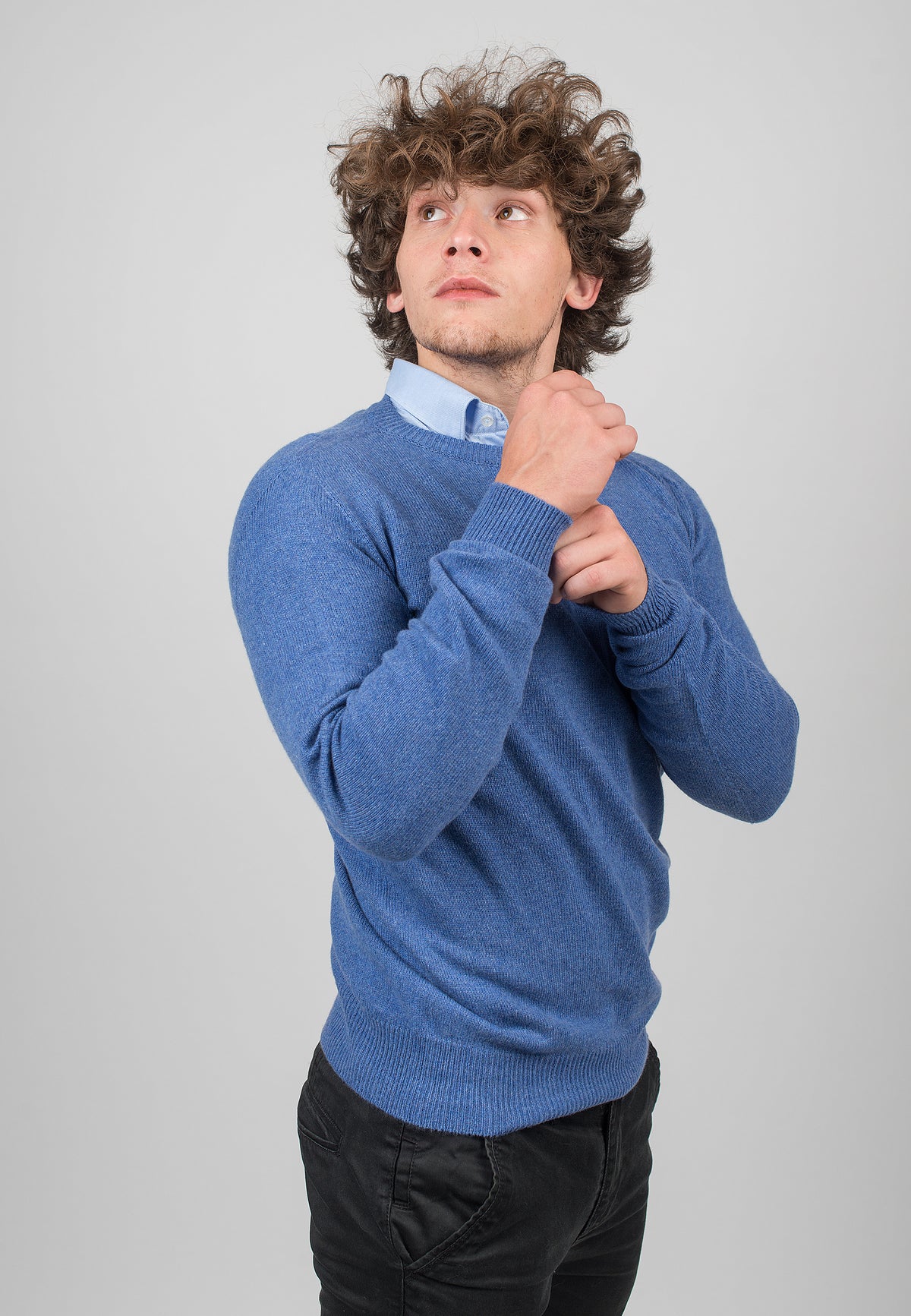 Herren-Rundhalspullover aus regeneriertem Kaschmir, Farbe Hellblau, Ansicht 3 | Dalle Piane Cashmere