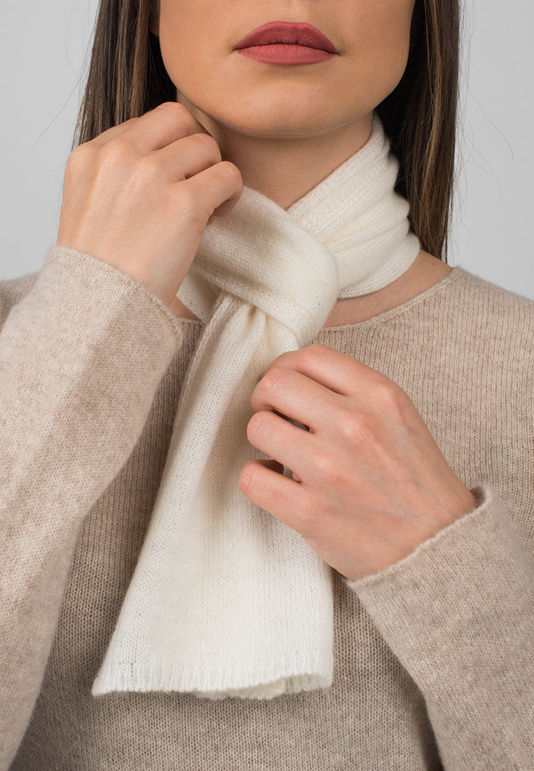 Mini Schal 100 % Kaschmir, Farbe Creme, Ansicht 4 | Dalle Piane Cashmere