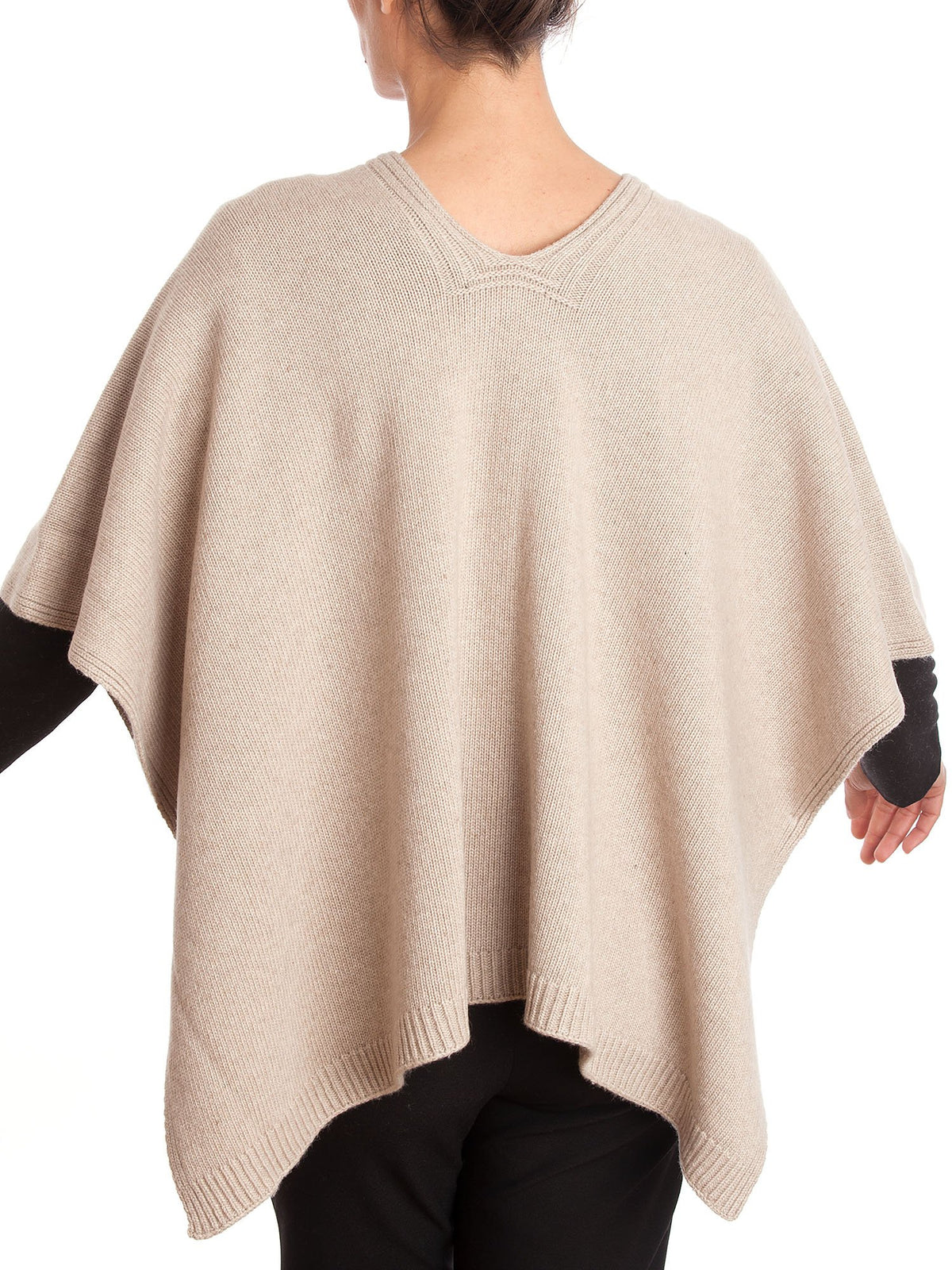 Cape mit seitlichen Knöpfen aus Kaschmirmischung, Farbe Beige, Ansicht 4 | Dalle Piane Cashmere