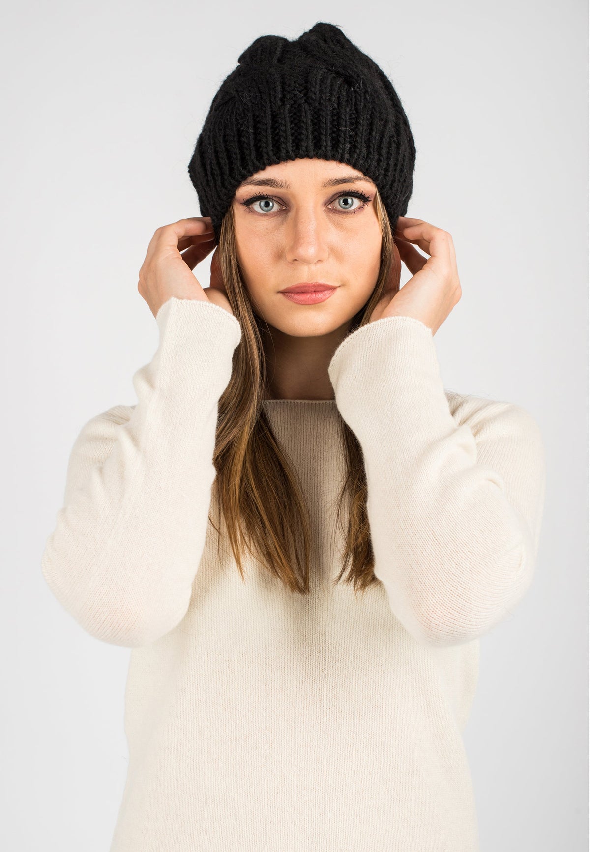 Cappello con trecce | Dalle Piane Cashmere
