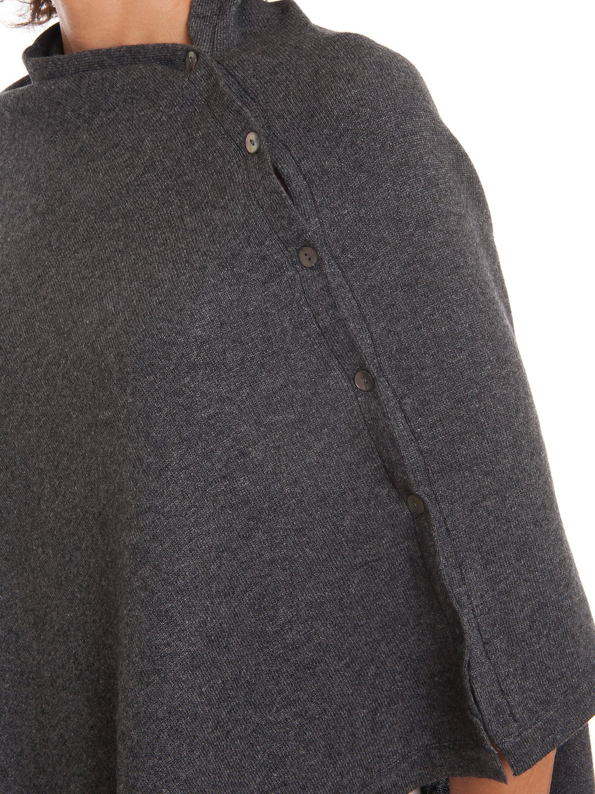 Poncho aus Kaschmirmischung mit Knöpfen, Farbe Anthrazit, Ansicht 3 | Dalle Piane Cashmere
