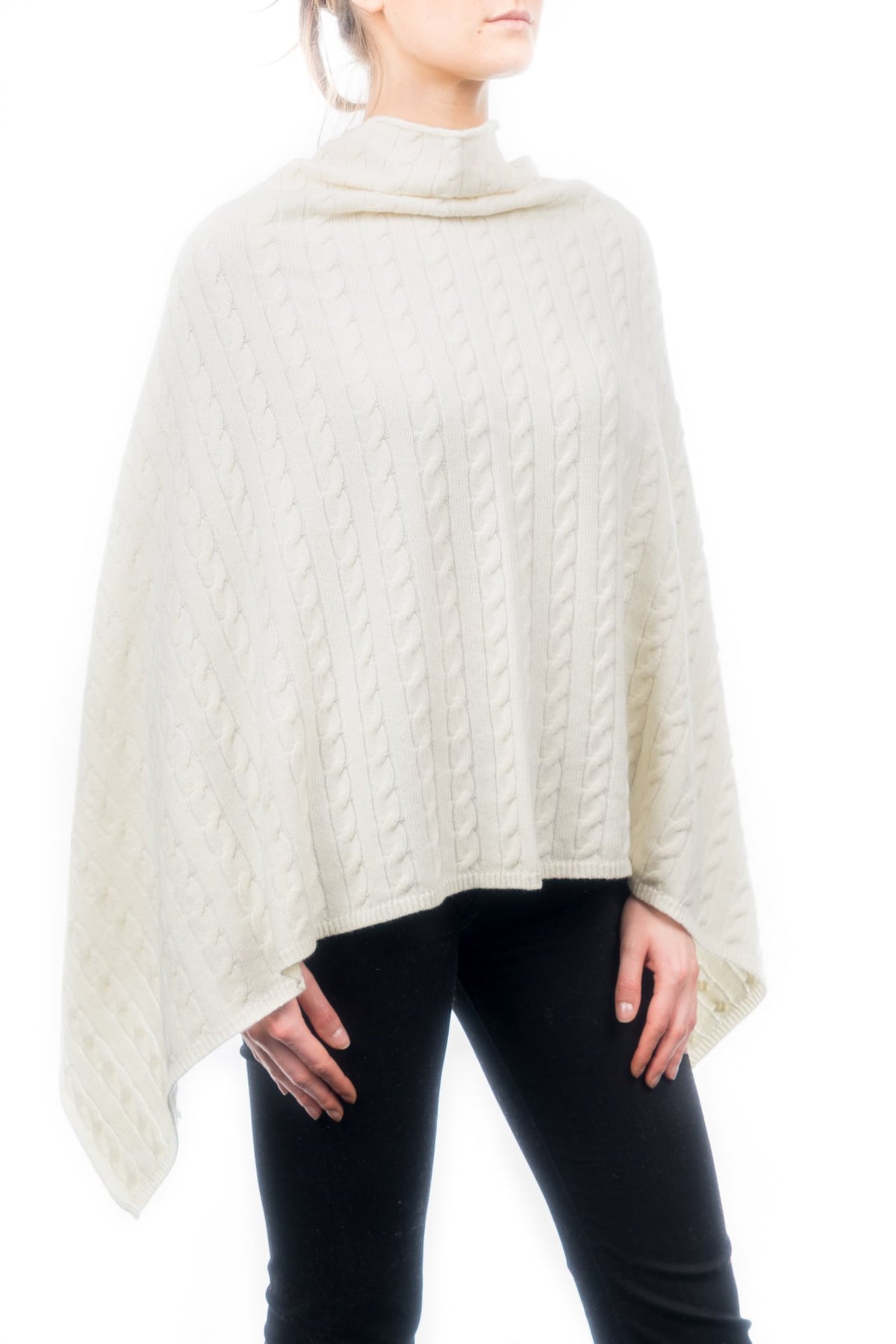 Geflochtener Poncho aus Kaschmirmischung, Farbe Creme | Dalle Piane Cashmere