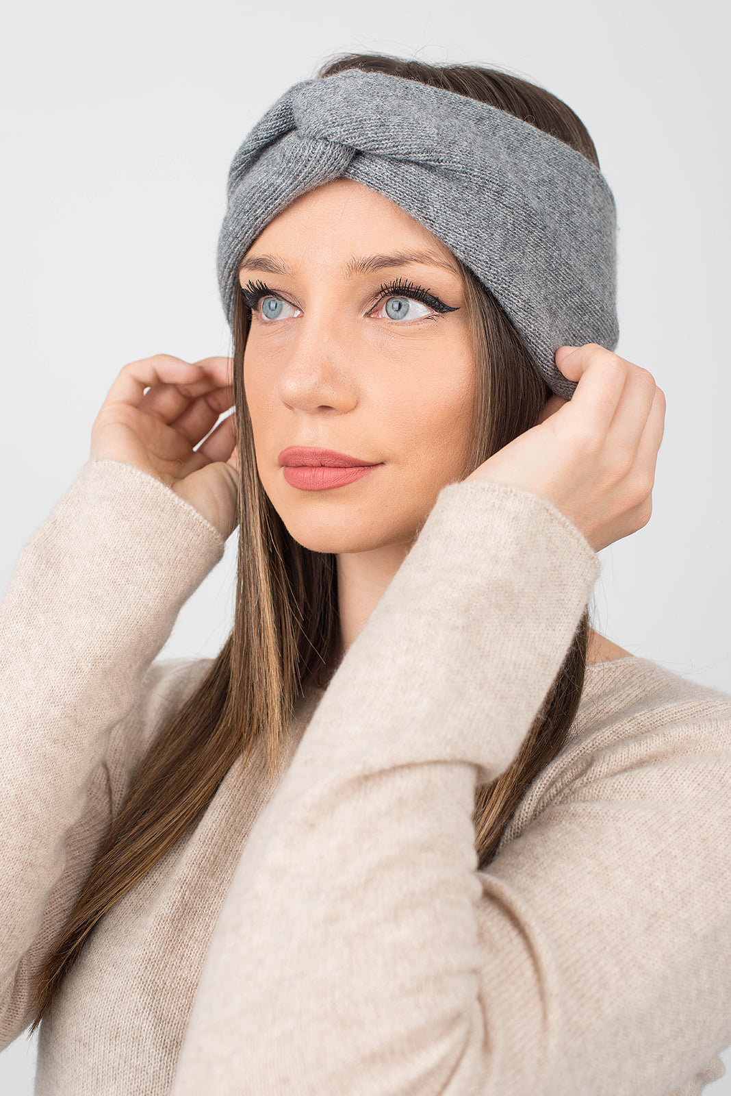 Haarband aus Kaschmir-Mischgewebe, Farbe Grau, Ansicht 2 | Dalle Piane Cashmere