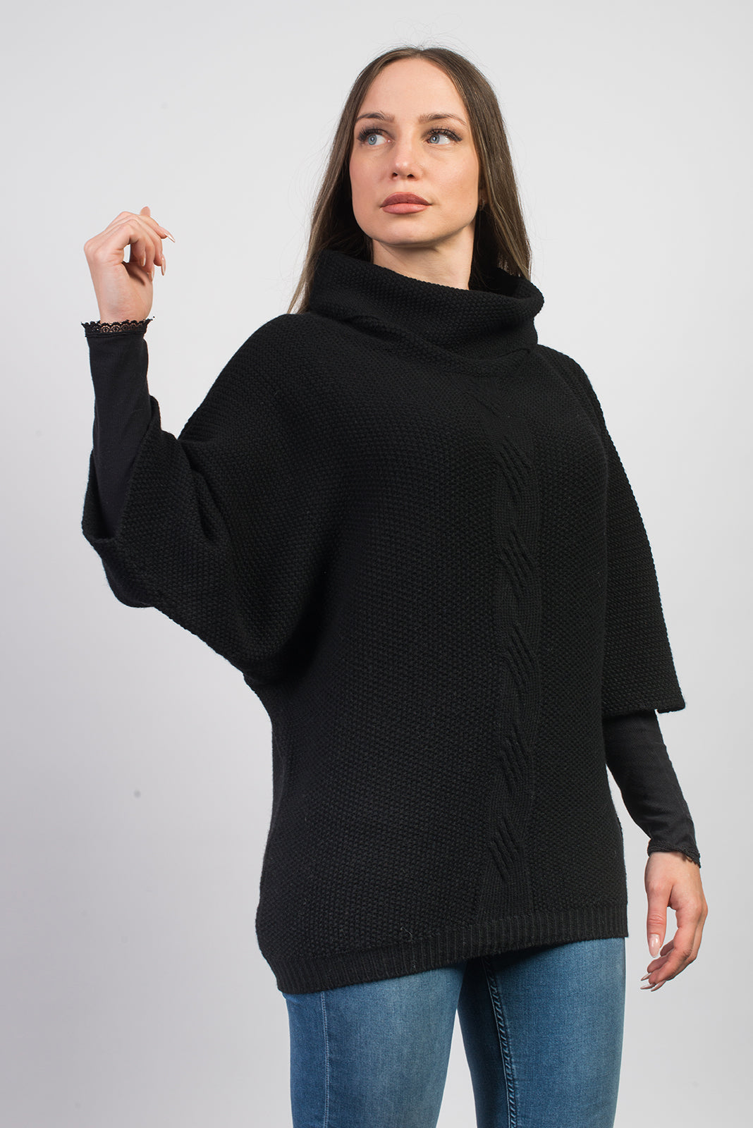 Fledermauspullover aus Kaschmirmischung mit Zopfmuster, Farbe Schwarz, Ansicht 2 | Dalle Piane Cashmere