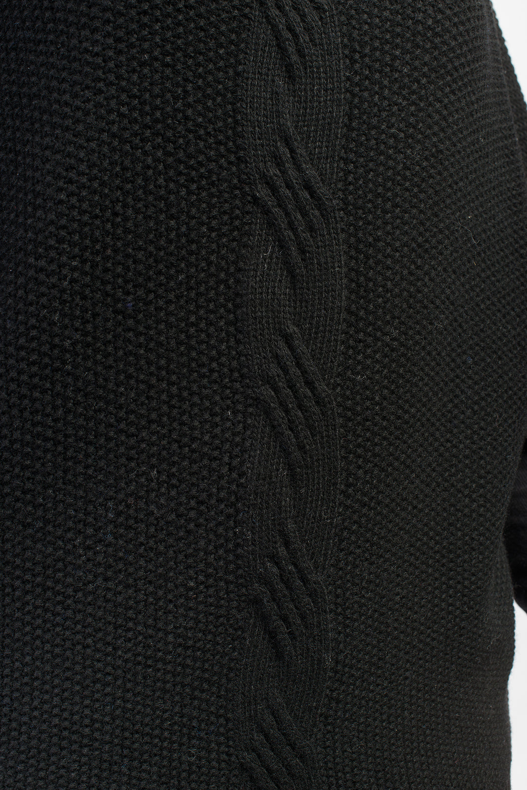 Fledermauspullover aus Kaschmirmischung mit Zopfmuster, Farbe Schwarz, Ansicht 4 | Dalle Piane Cashmere