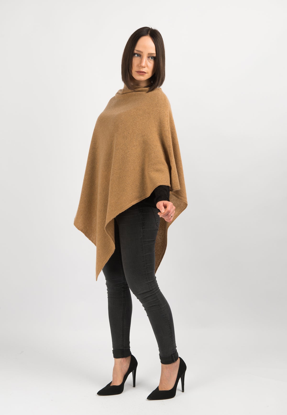 Poncho 100 % Kaschmir, Farbe Kamel, Ansicht 2 | Dalle Piane Cashmere