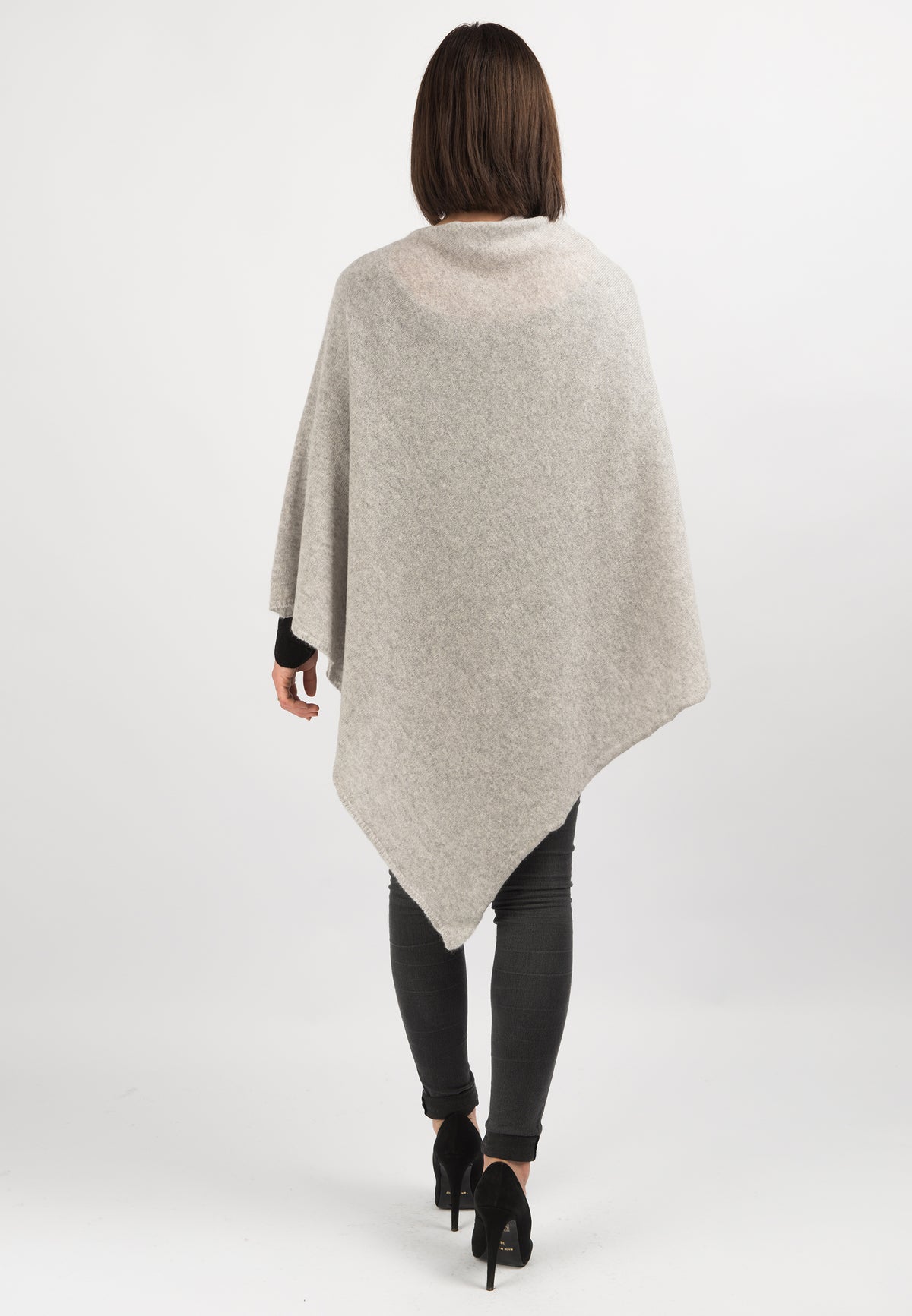 Poncho 100 % Kaschmir, Farbe Grau, Ansicht 3 | Dalle Piane Cashmere