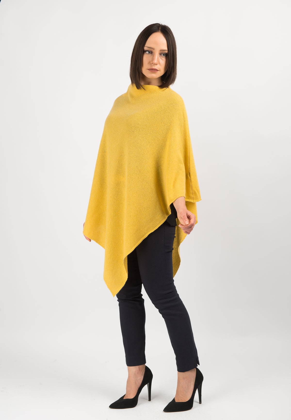 Poncho 100 % Kaschmir, Farbe Gelb, Ansicht 2 | Dalle Piane Cashmere