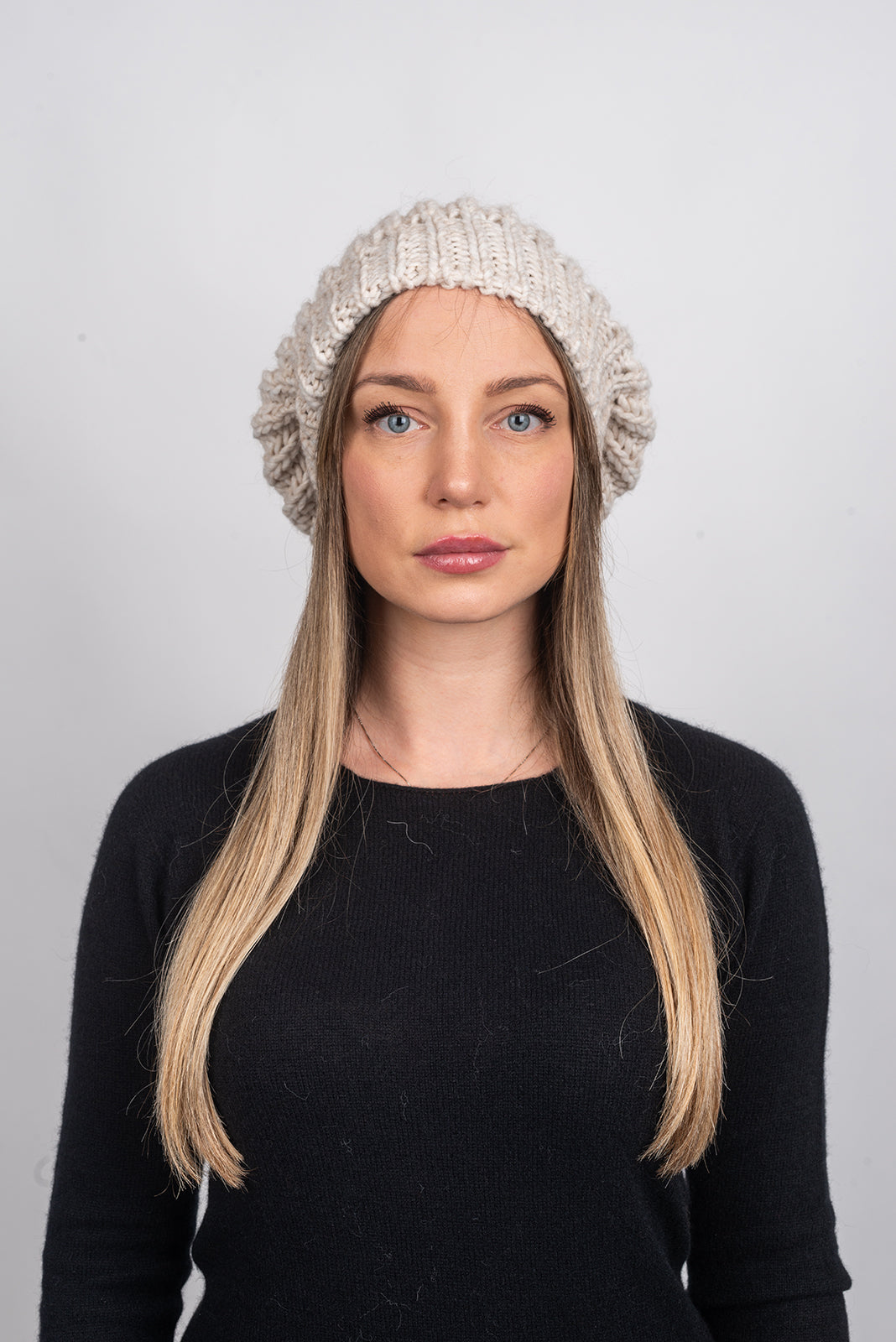 Mütze im englischen Strick, Farbe Beige, Ansicht 3 | Dalle Piane Cashmere