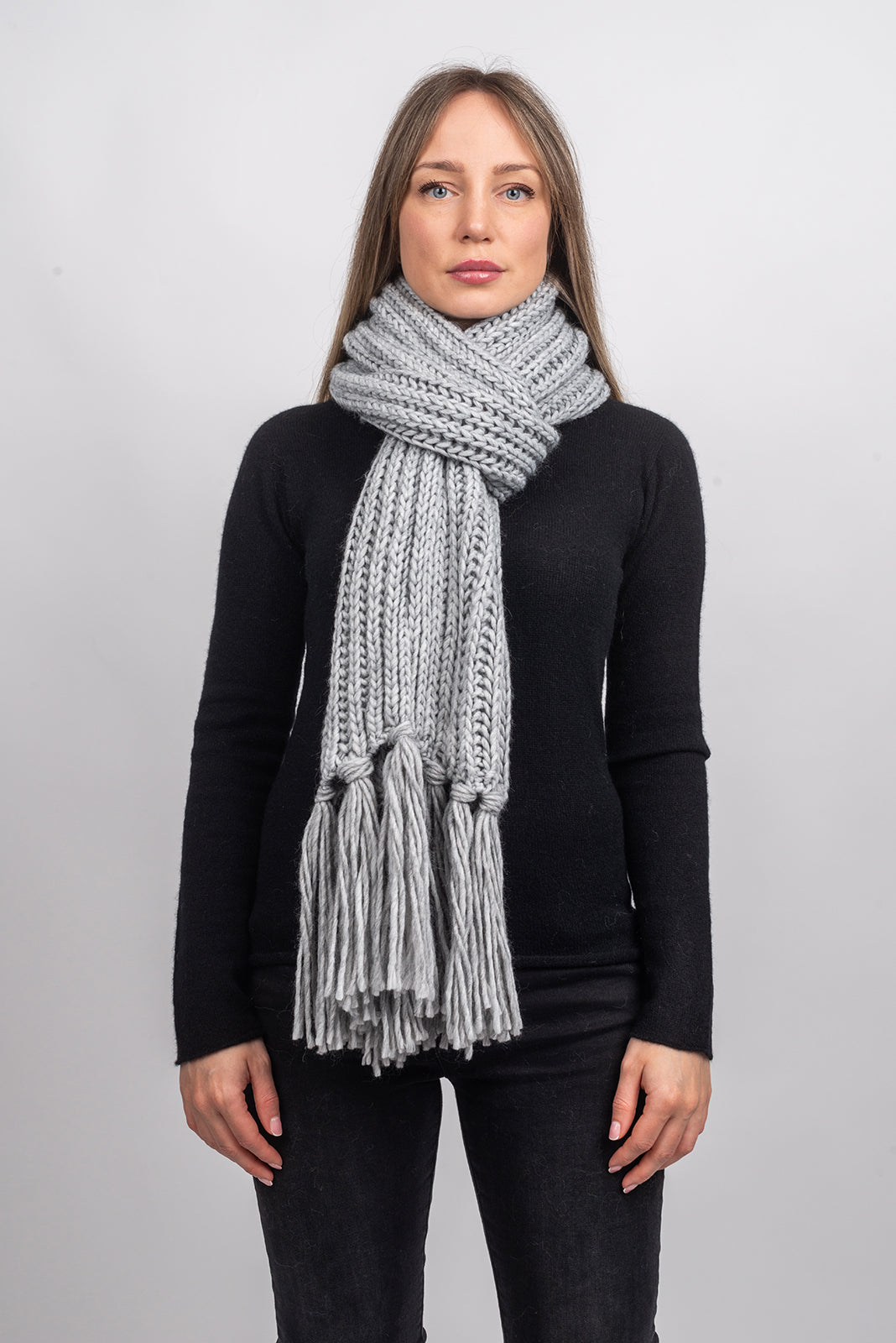 Schal im Englischen Rippenstrick mit Fransen, Farbe Mokka, Ansicht 5 | Dalle Piane Cashmere