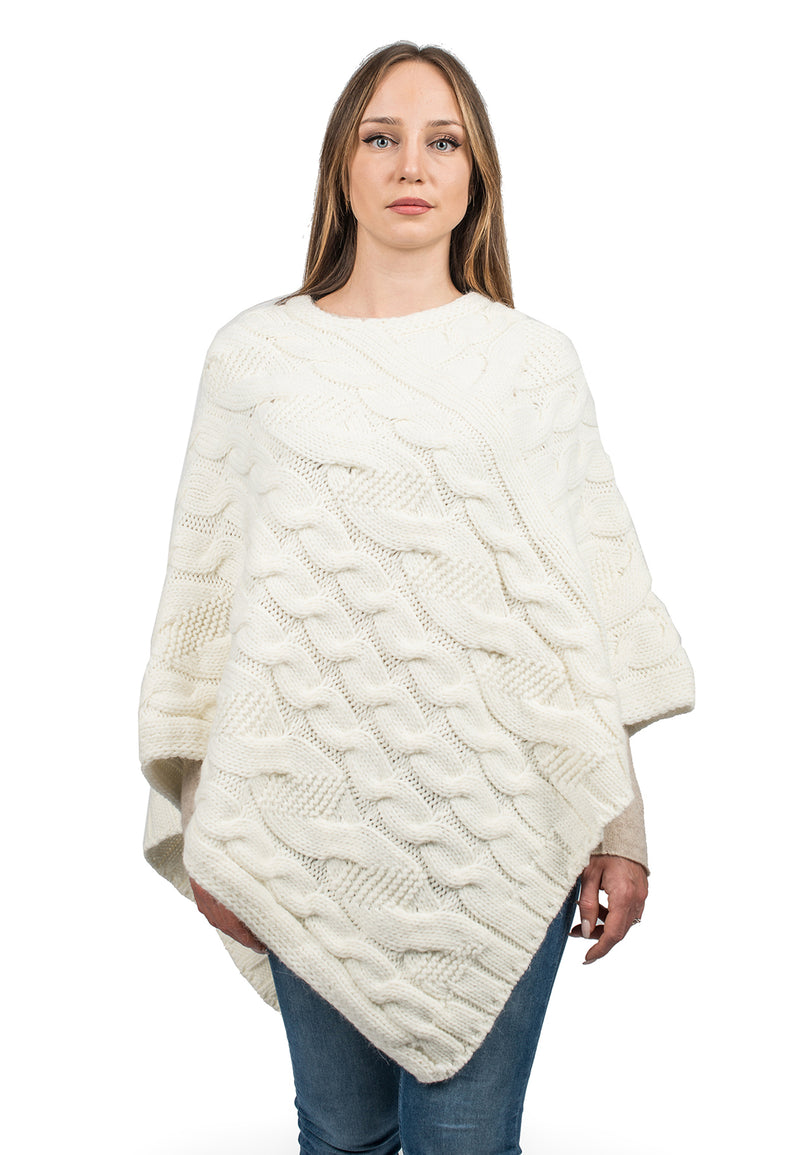 Poncho mit V-Ausschnitt und Zöpfen | Dalle Piane Cashmere