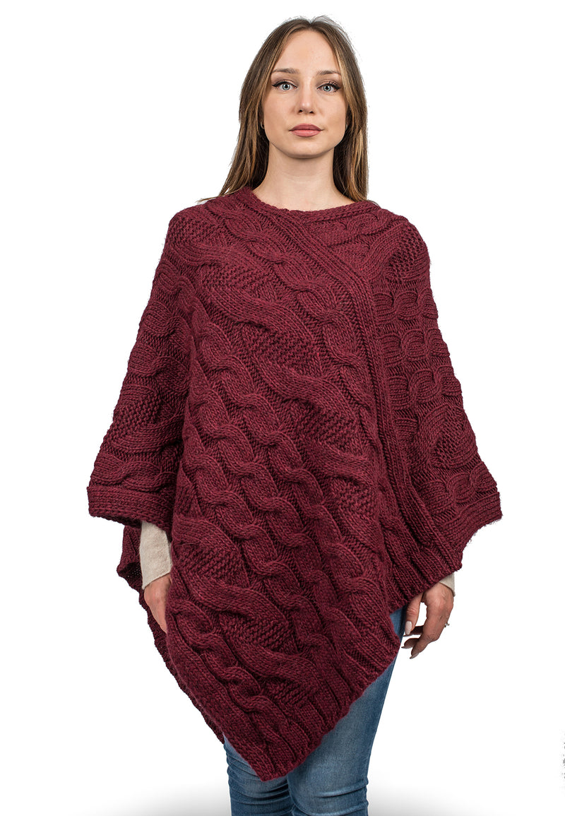 Poncho mit V-Ausschnitt und Zöpfen | Dalle Piane Cashmere