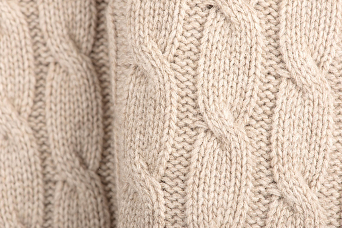 Plaid mit Zopfmuster 100 % Kaschmir, Farbe Beige, Ansicht 2 | Dalle Piane Cashmere