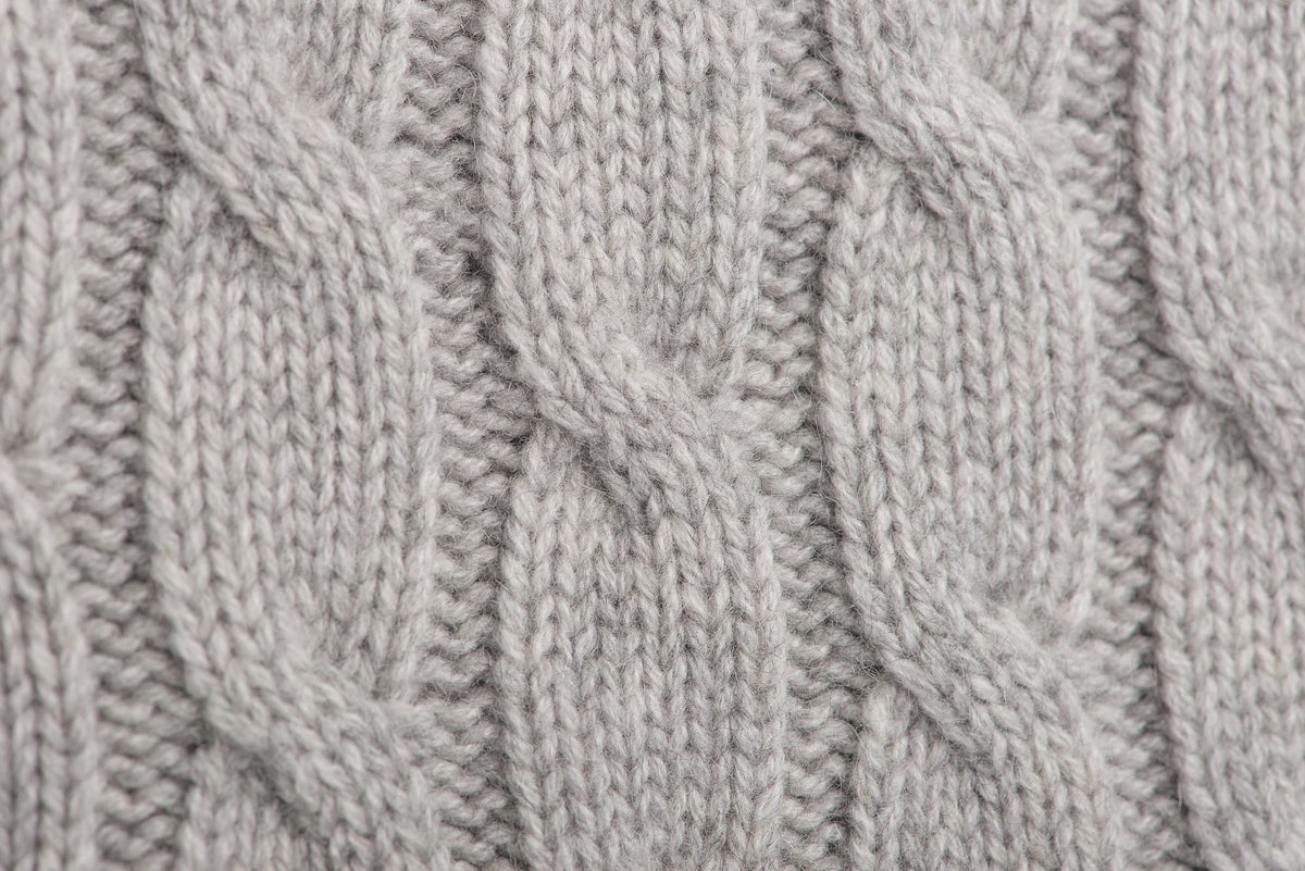 Plaid mit Zopfmuster 100 % Kaschmir, Farbe Grau, Ansicht 2 | Dalle Piane Cashmere