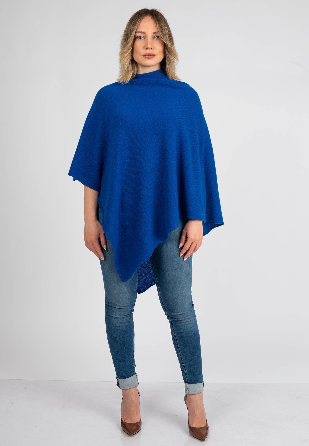 Poncho 100 % Kaschmir, Farbe Elektroblau, Ansicht 2 | Dalle Piane Cashmere