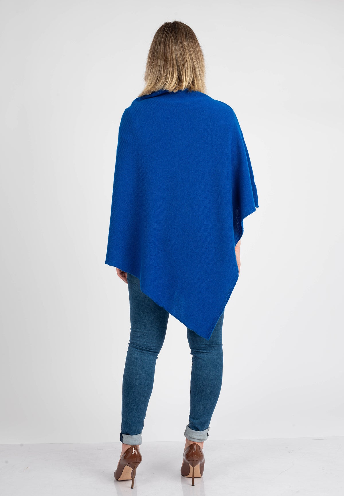 Poncho 100 % Kaschmir, Farbe Elektroblau, Ansicht 4 | Dalle Piane Cashmere