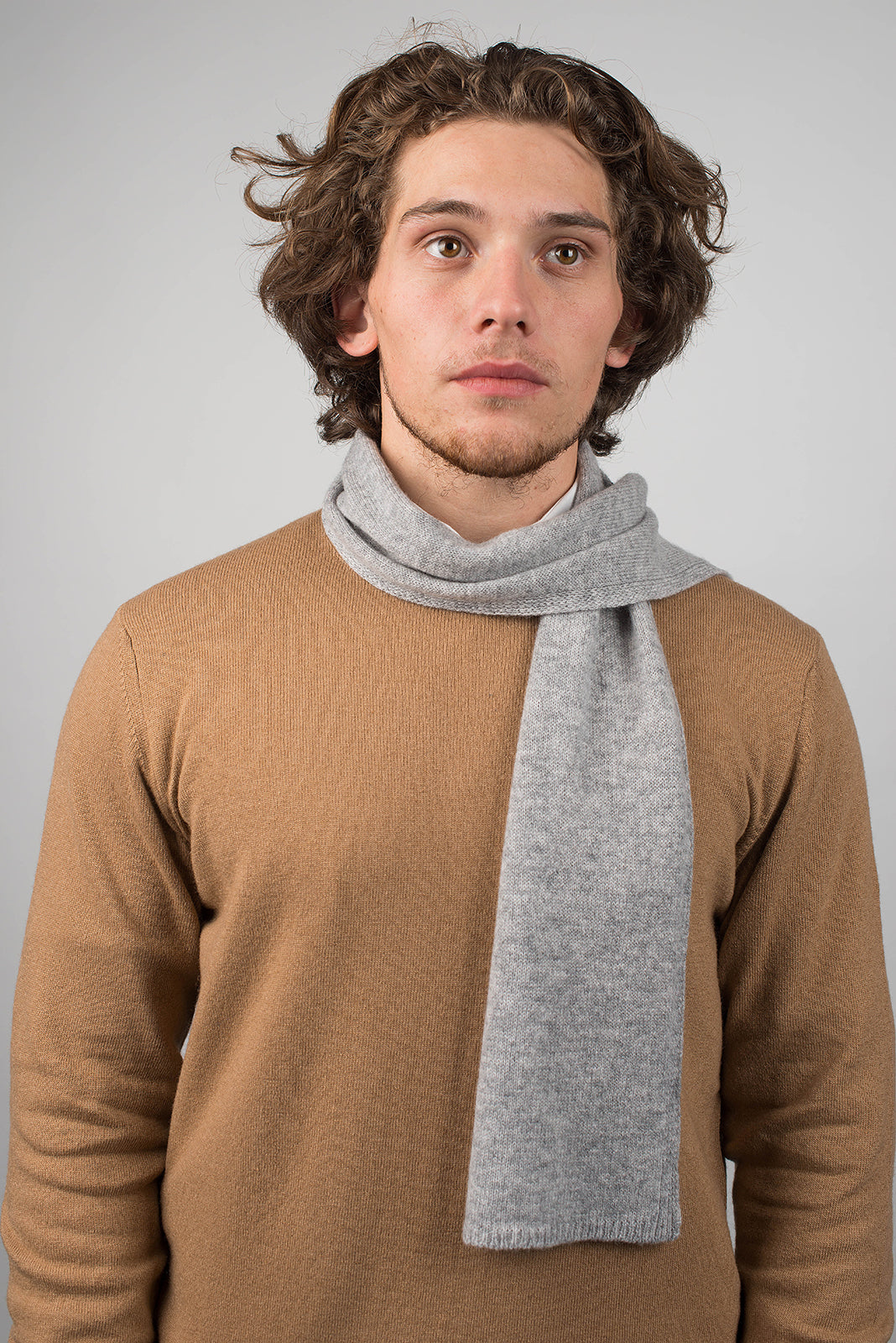 Mini Schal 100 % Kaschmir, Farbe Grau, Ansicht 2 | Dalle Piane Cashmere