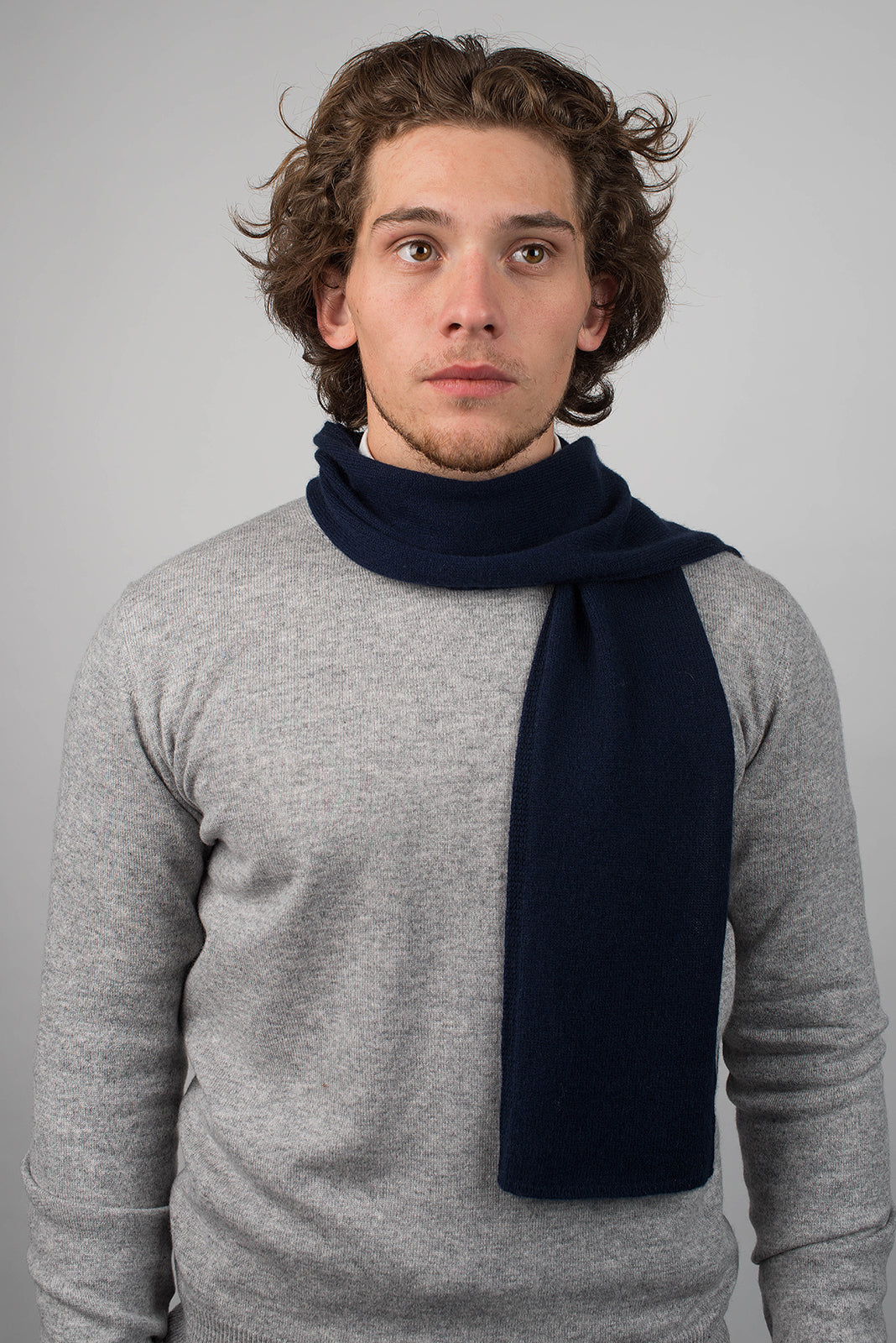 Mini Schal 100 % Kaschmir, Farbe Schwarz, Ansicht 4 | Dalle Piane Cashmere