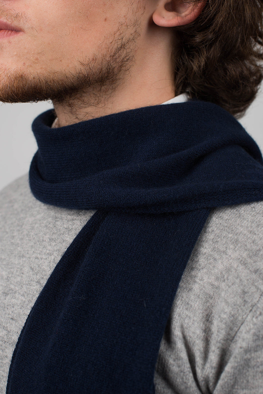 Mini Schal 100 % Kaschmir, Farbe Schwarz, Ansicht 5 | Dalle Piane Cashmere