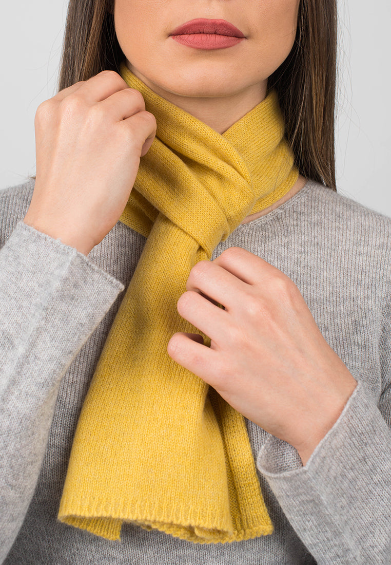 Mini Schal 100 % Kaschmir, Farbe Gelb, Ansicht 4 | Dalle Piane Cashmere
