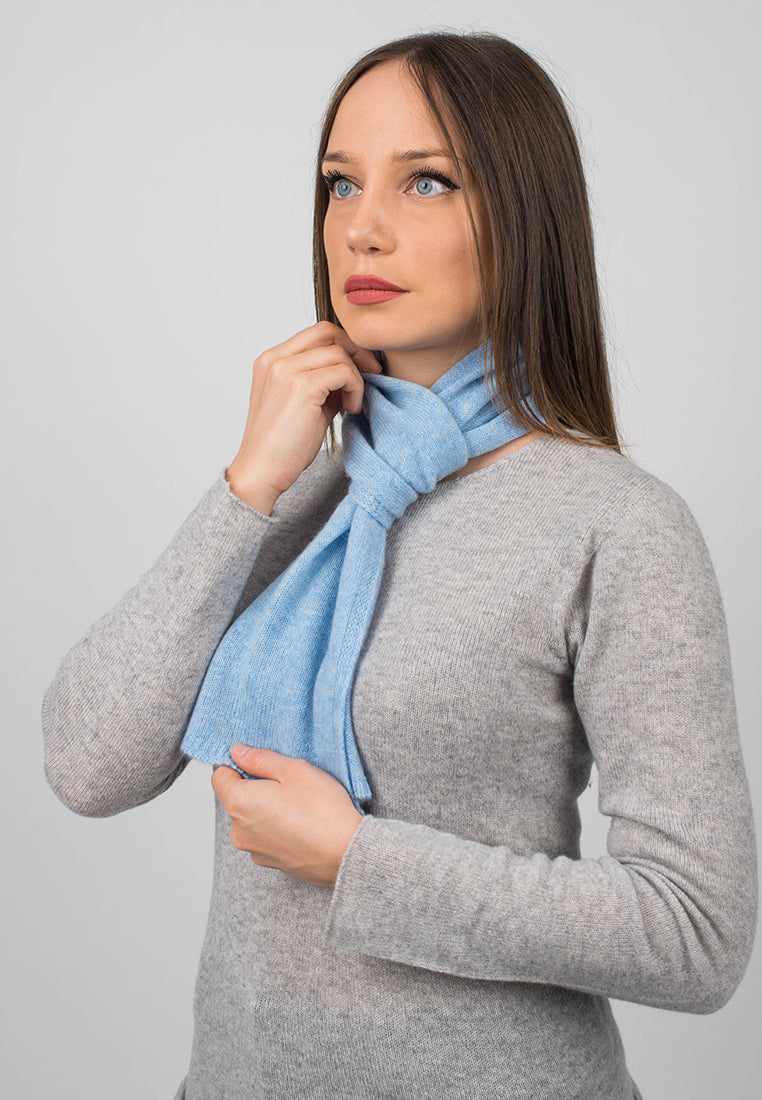 Mini Schal 100 % Kaschmir, Farbe Himmel, Ansicht 3 | Dalle Piane Cashmere