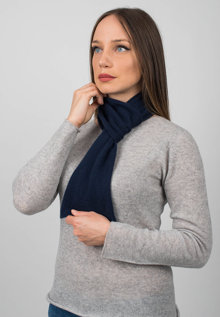 Mini Schal 100 % Kaschmir, Farbe Blau, Ansicht 4 | Dalle Piane Cashmere