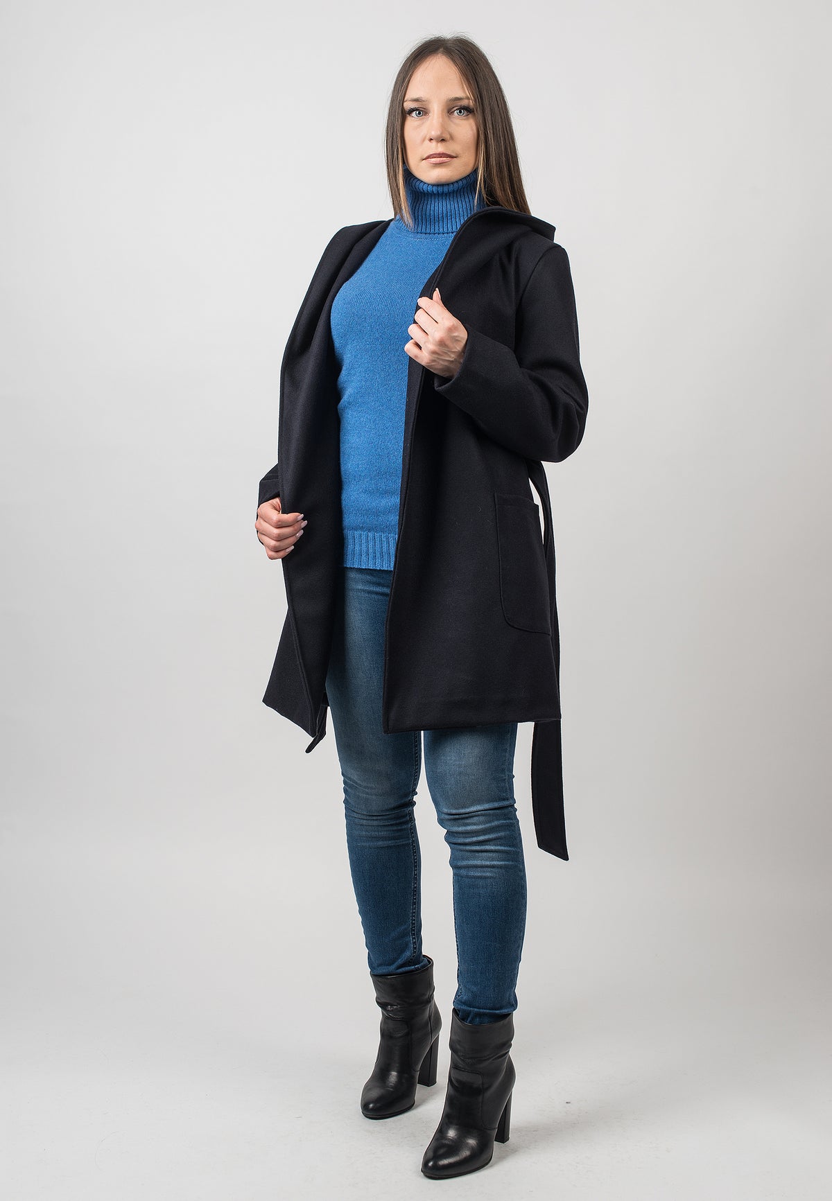 Mantel mit Kapuze aus Wollmischung mit Kaschmir, Farbe Blau, Ansicht 3 | Dalle Piane Cashmere