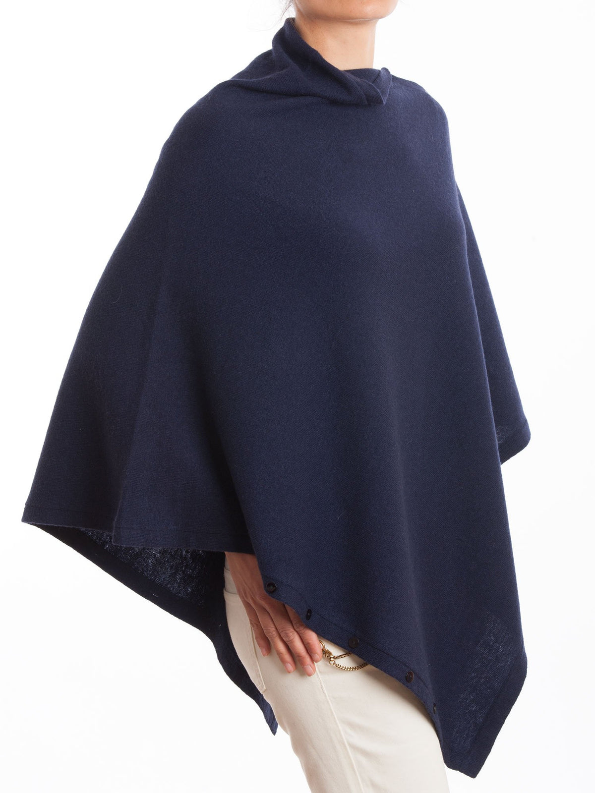Poncho aus Kaschmirmischung mit Knöpfen, Farbe Blau, Ansicht 2 | Dalle Piane Cashmere