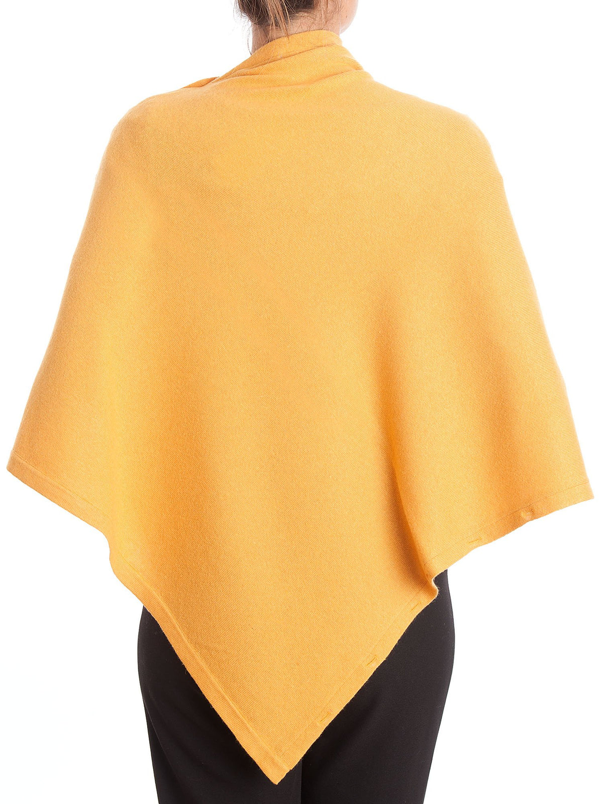 Poncho aus Kaschmirmischung mit Knöpfen, Farbe Gelb, Ansicht 3 | Dalle Piane Cashmere