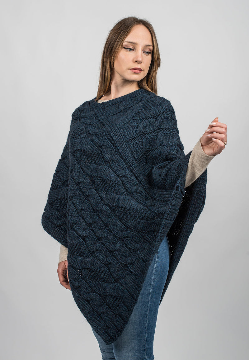 Braided V poncho | Dalle Piane Cashmere