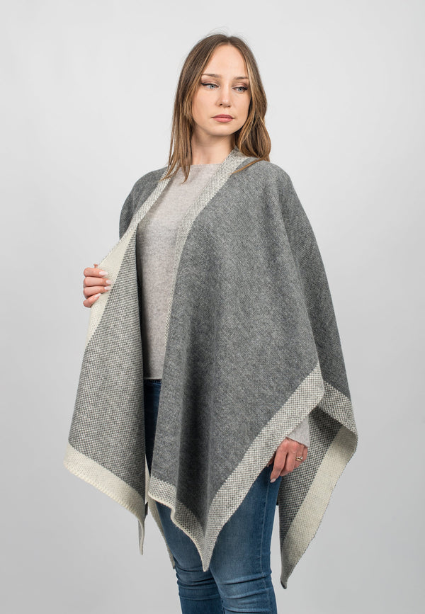 Bicolour Cape | Dalle Piane Cashmere